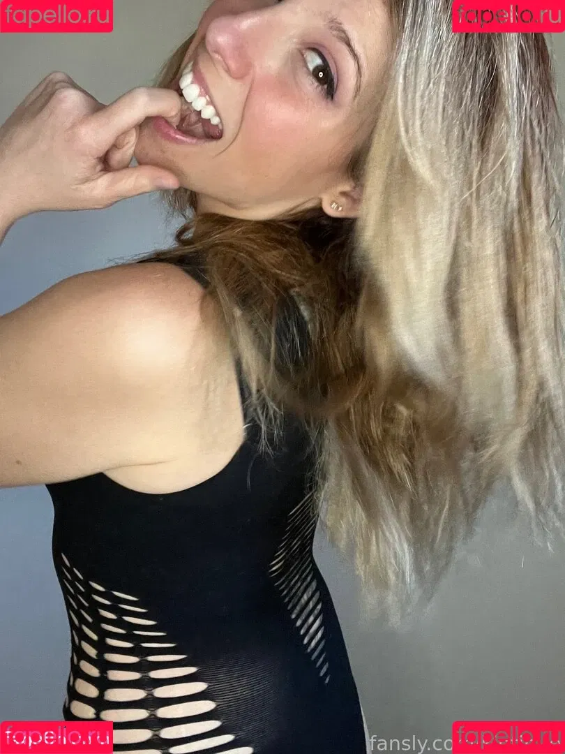 Kintinue Onlyfans Photo Gallery 