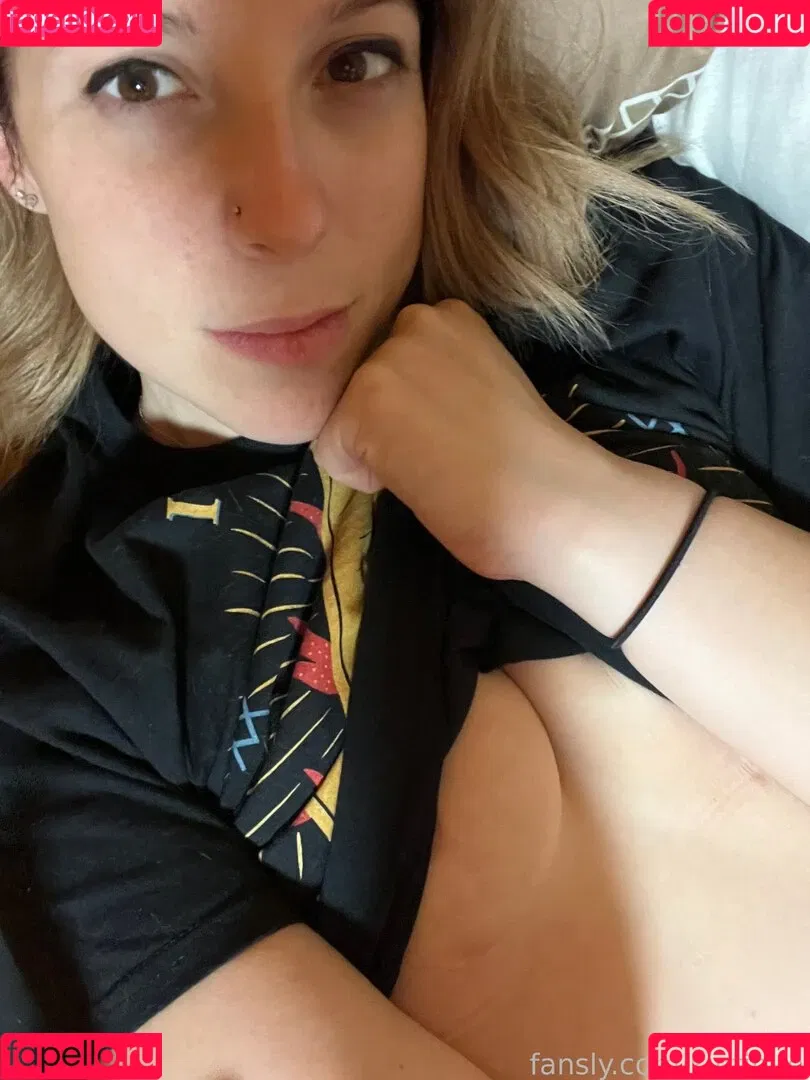 Kintinue Onlyfans Photo Gallery 