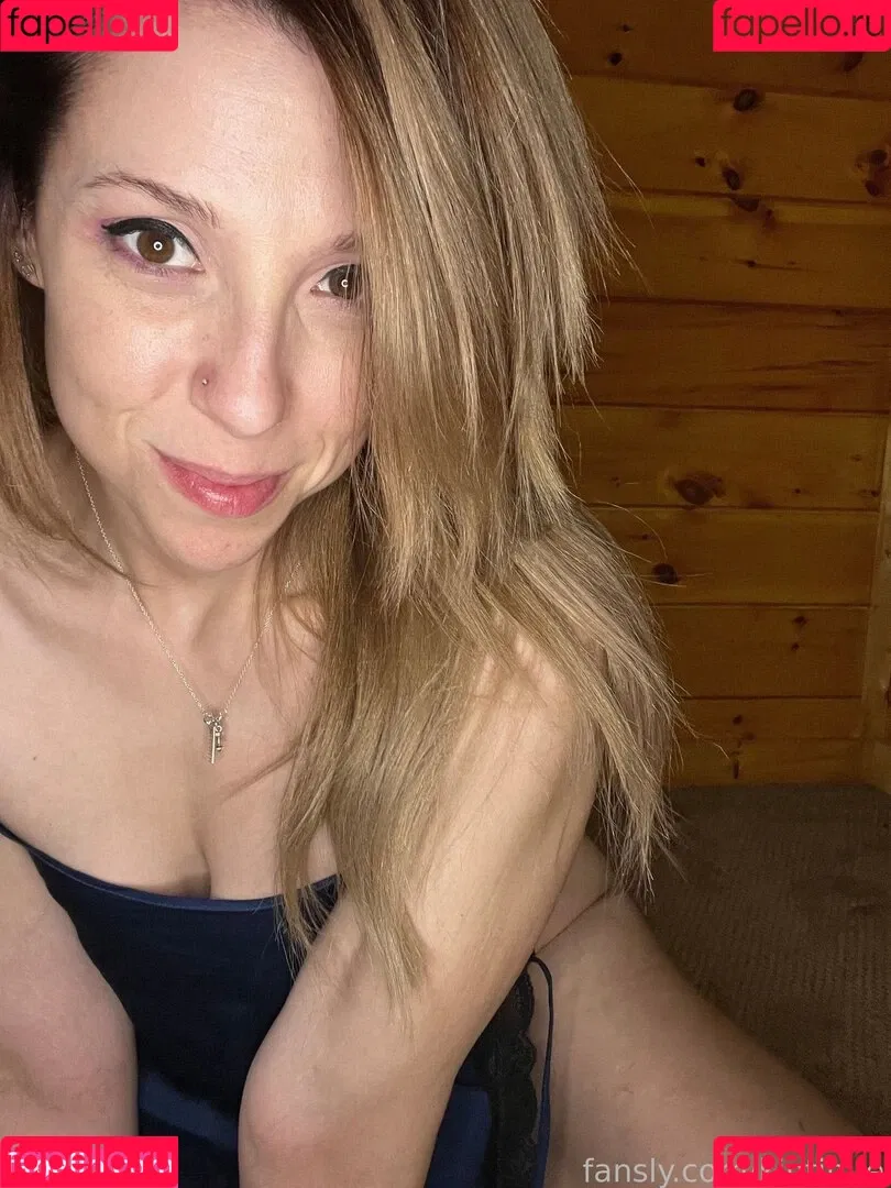 Kintinue Onlyfans Photo Gallery 