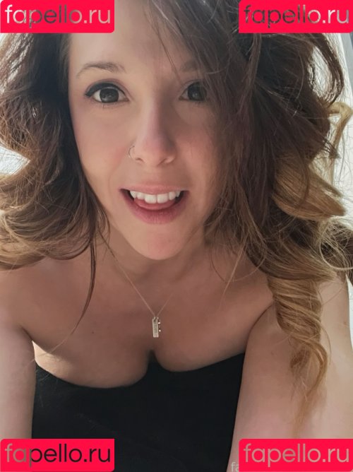 Kintinue Onlyfans Photo Gallery 