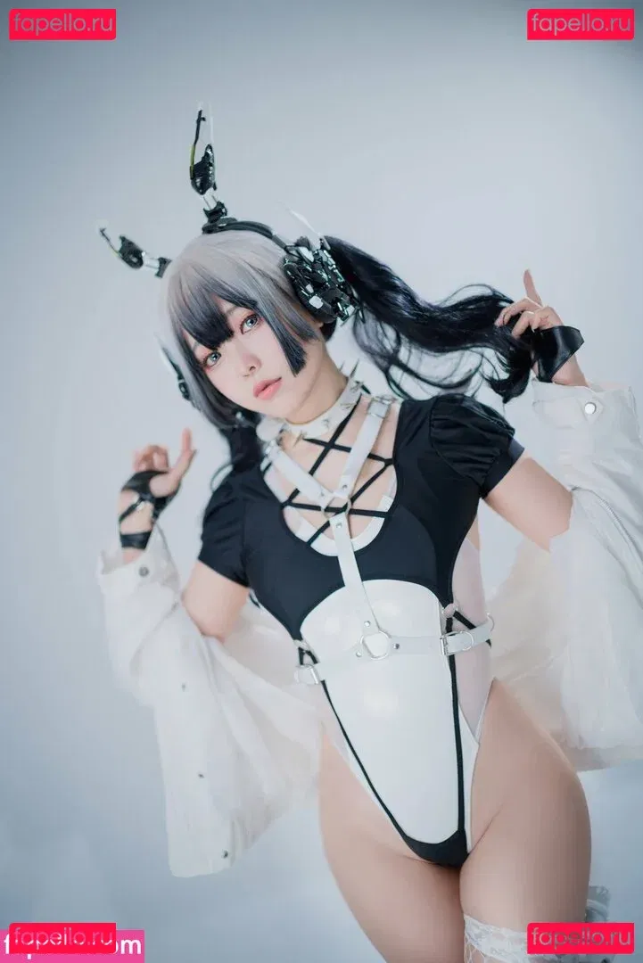 Ely Cosplay Onlyfans Photo Gallery 