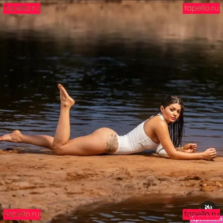 Paula Kamaisaka Onlyfans Photo Gallery 