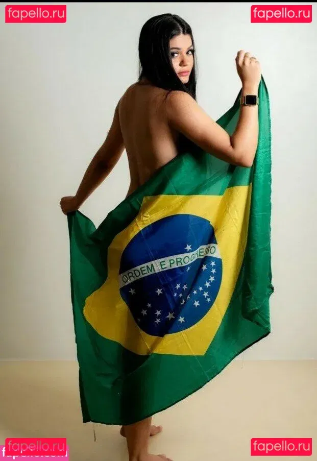 Paula Kamaisaka Onlyfans Photo Gallery 