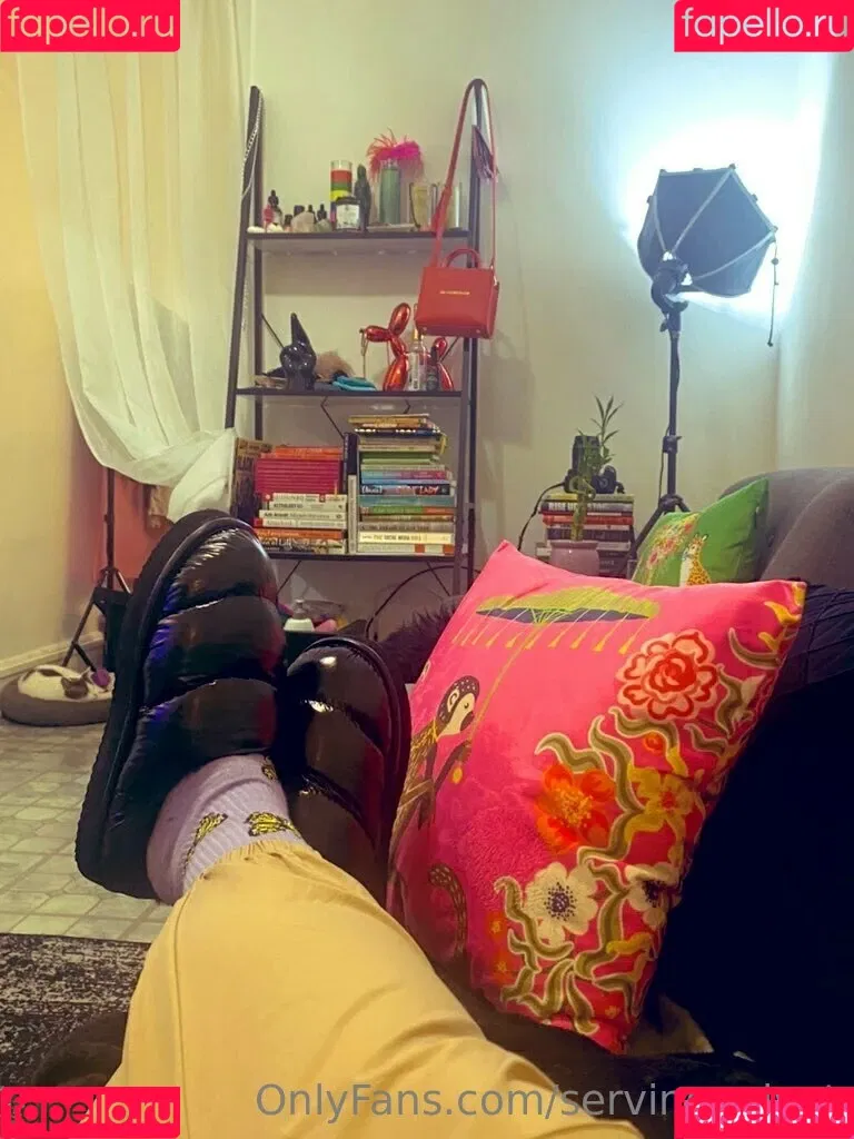 servingvelvet Onlyfans Photo Gallery 