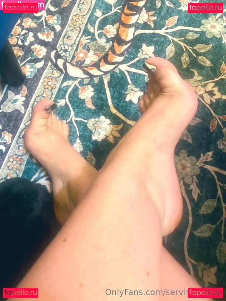 servingvelvet Onlyfans Photo Gallery 