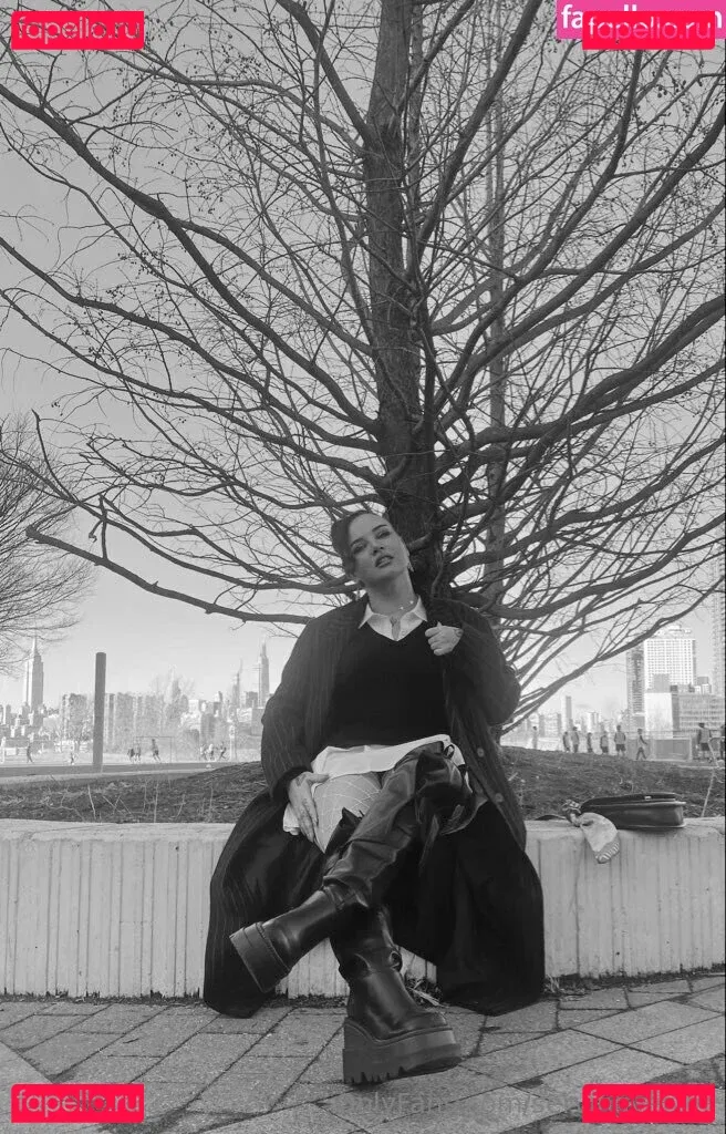 servingvelvet Onlyfans Photo Gallery 