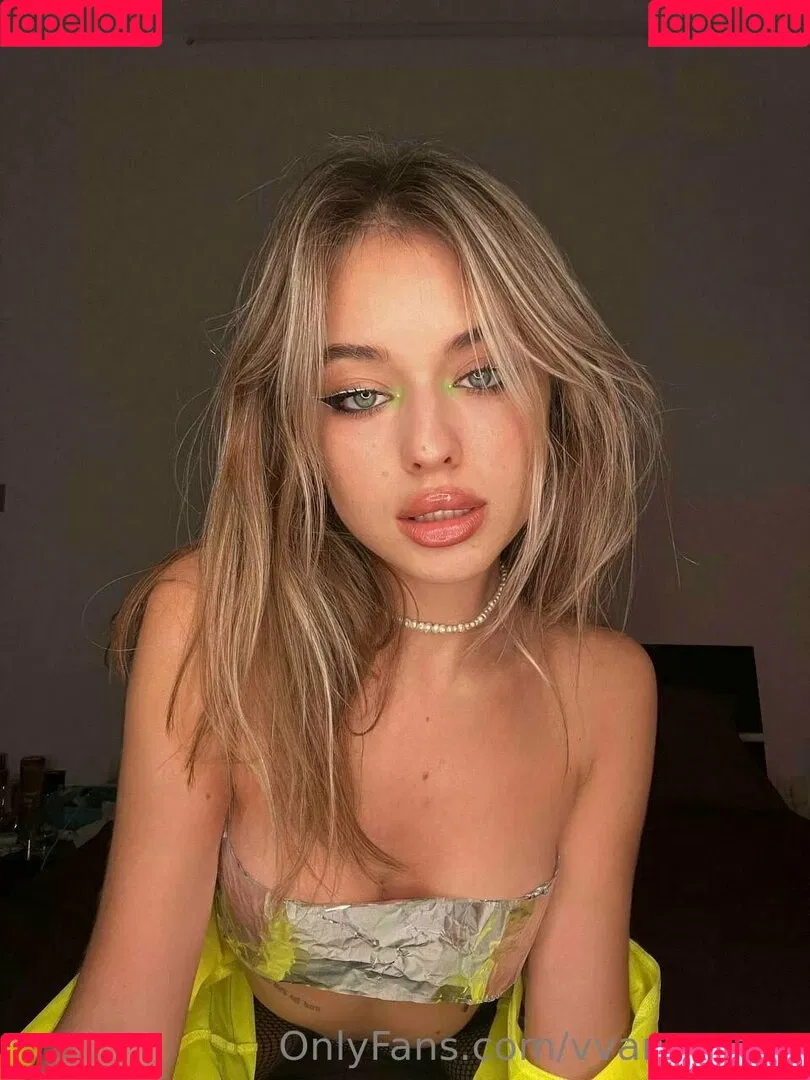 vvanessa_v Onlyfans Photo Gallery 