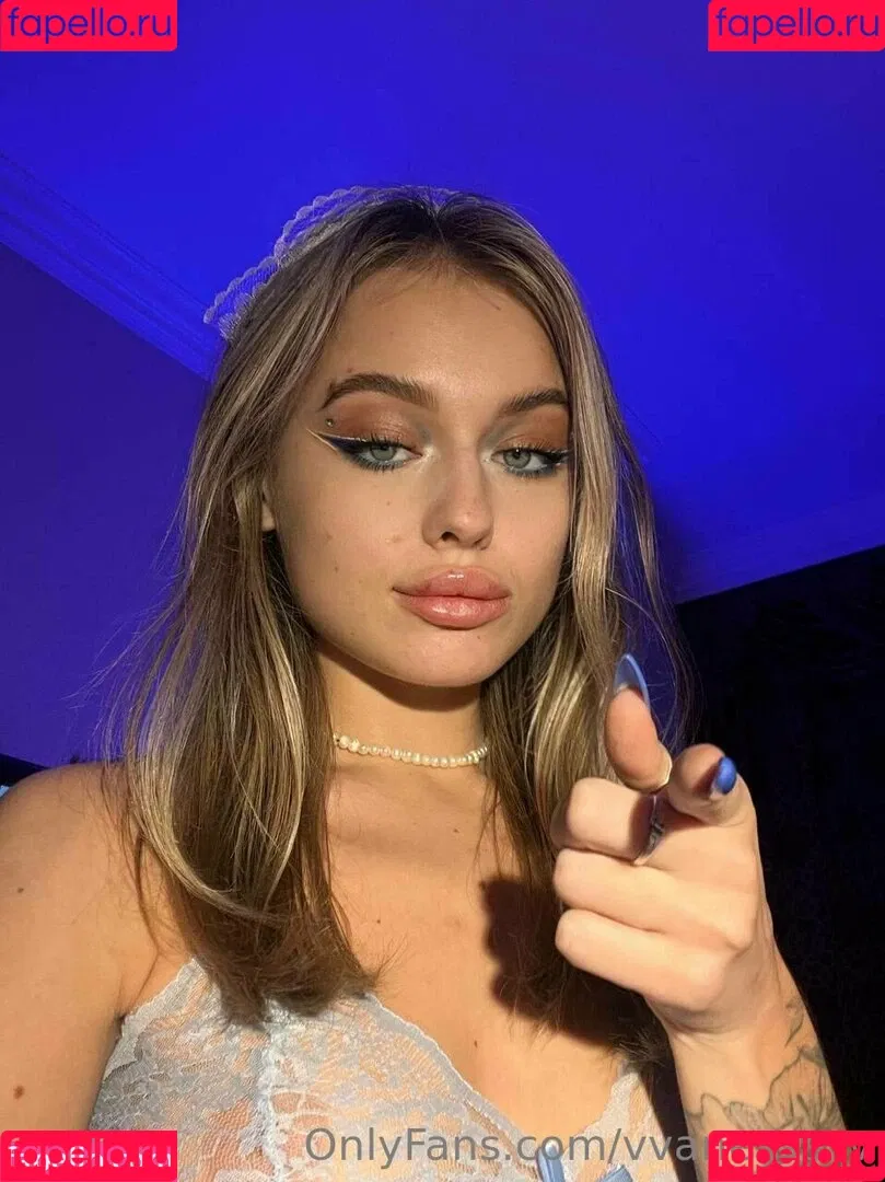 vvanessa_v Onlyfans Photo Gallery 