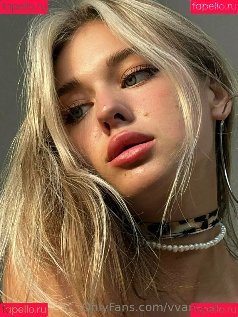 vvanessa_v Onlyfans Photo Gallery 