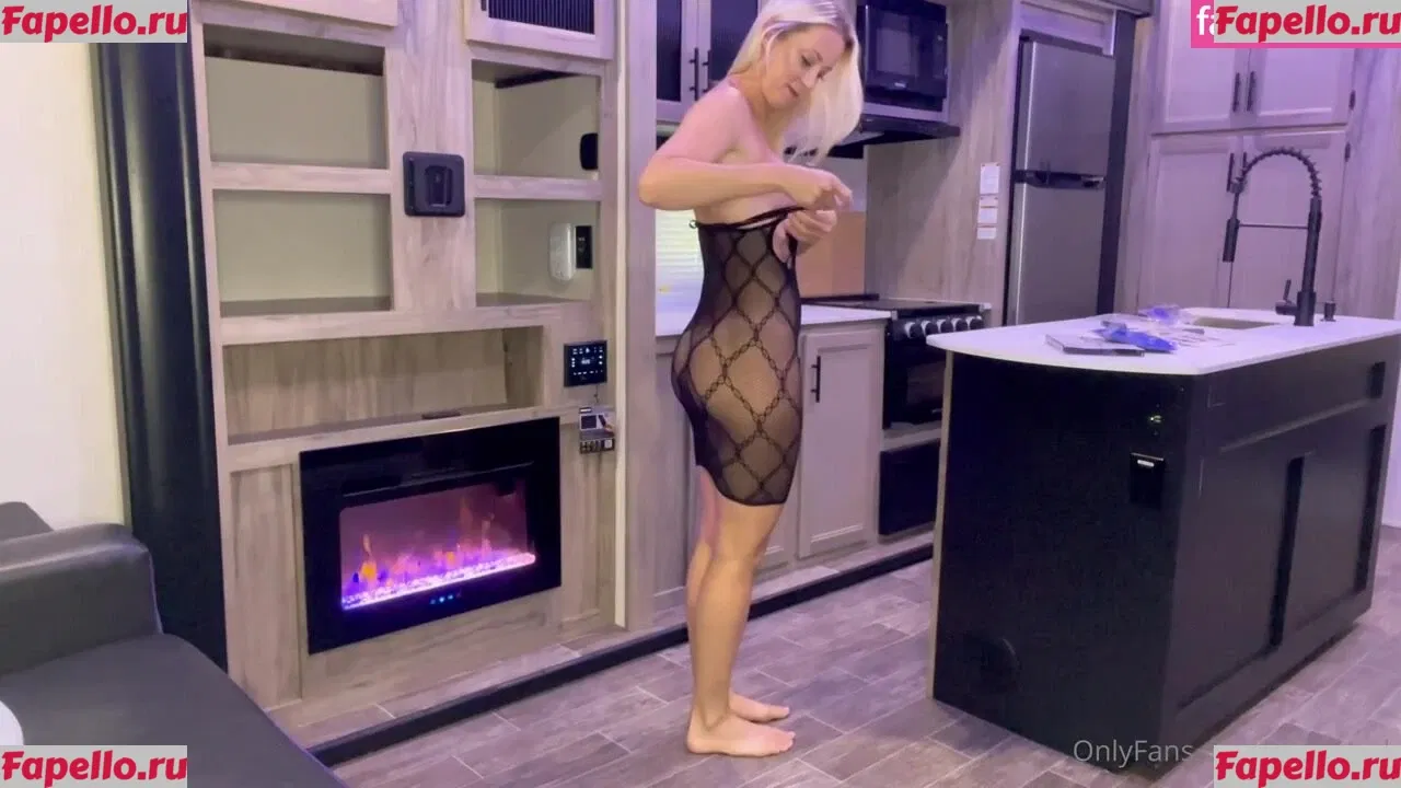 Vicky Stark Onlyfans Photo Gallery 