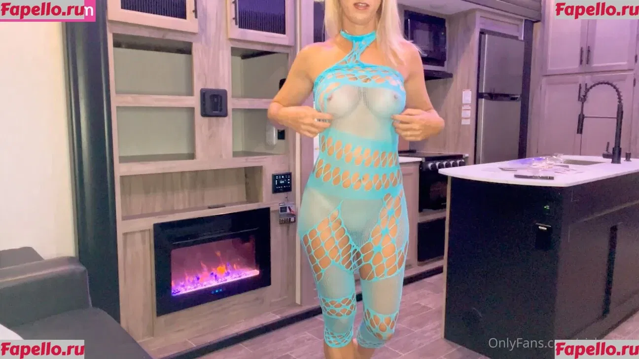 Vicky Stark Onlyfans Photo Gallery 