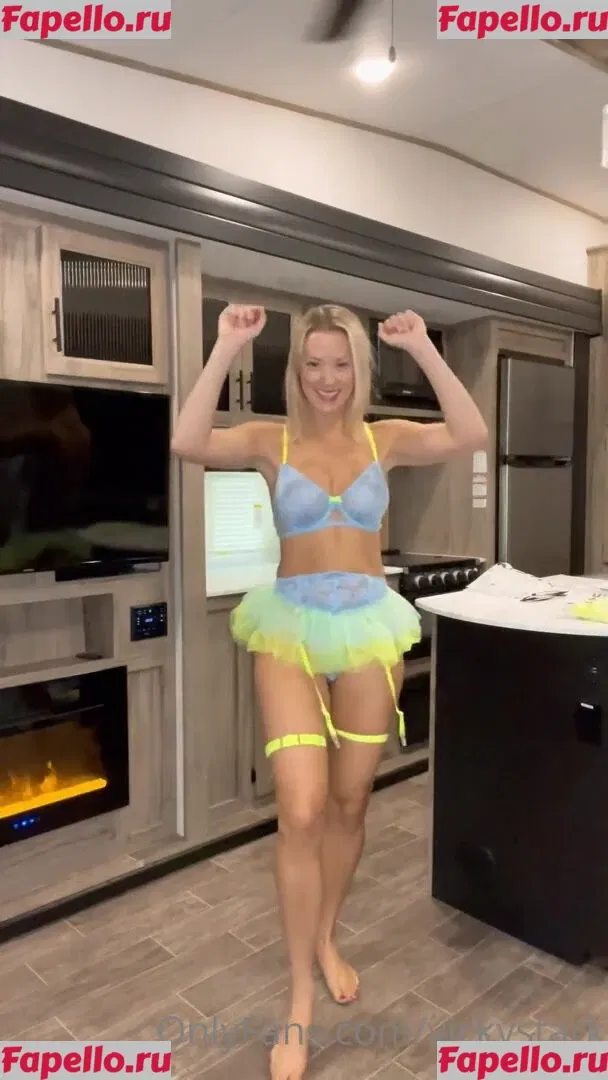 Vicky Stark Onlyfans Photo Gallery 
