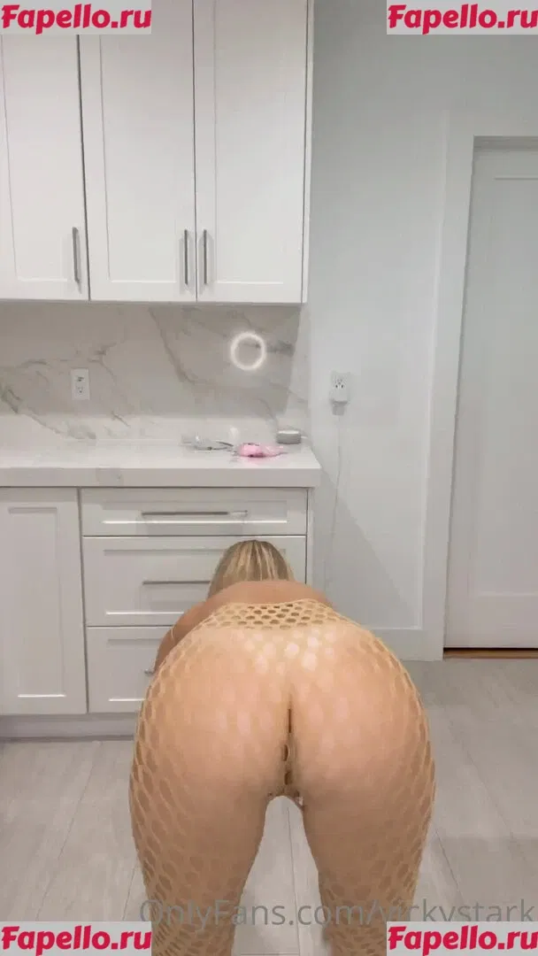 Vicky Stark Onlyfans Photo Gallery 