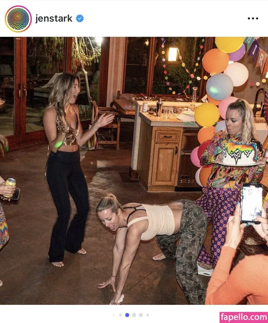 Vicky Stark Onlyfans Photo Gallery 