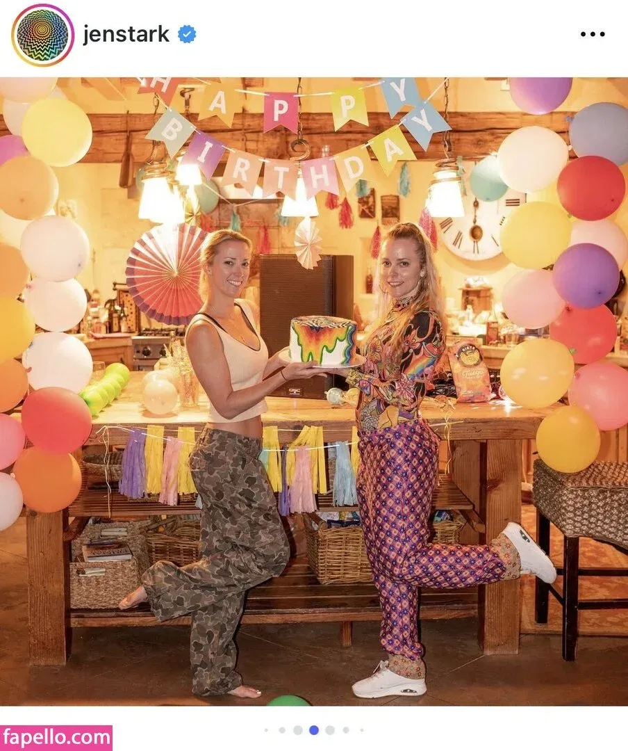 Vicky Stark Onlyfans Photo Gallery 