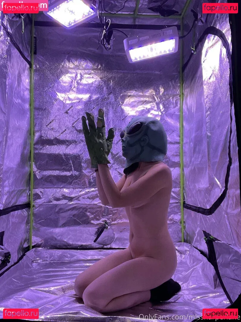 missharperlane Onlyfans Photo Gallery 