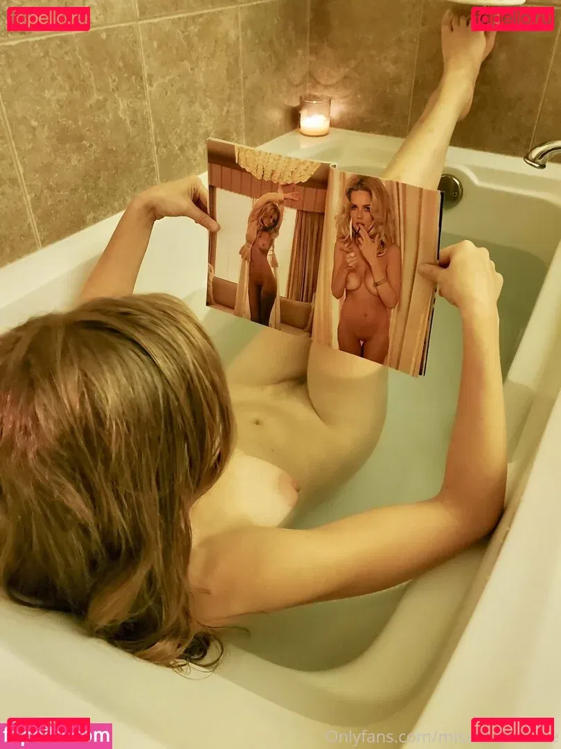 missharperlane Onlyfans Photo Gallery 