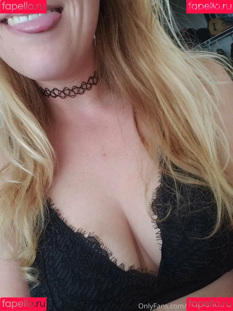 shasha_meow Onlyfans Photo Gallery 