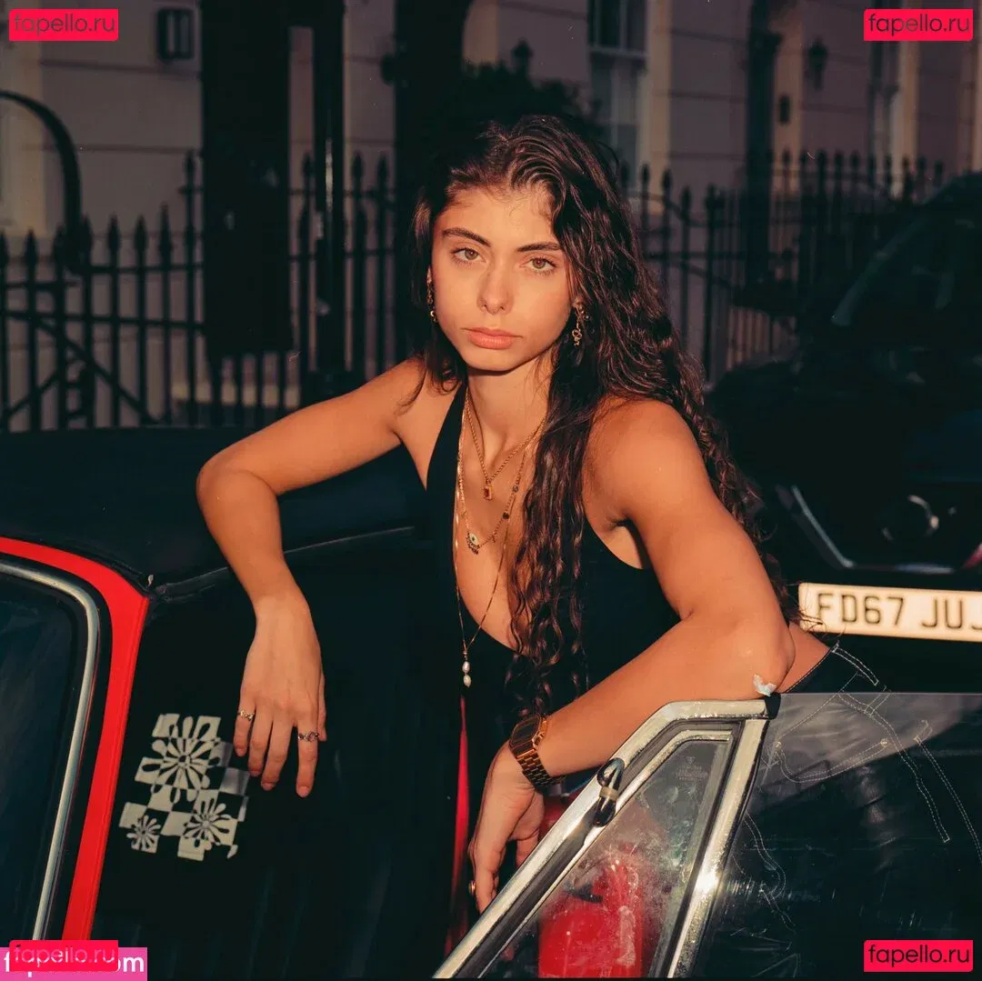 Georgiamariecox Onlyfans Photo Gallery 