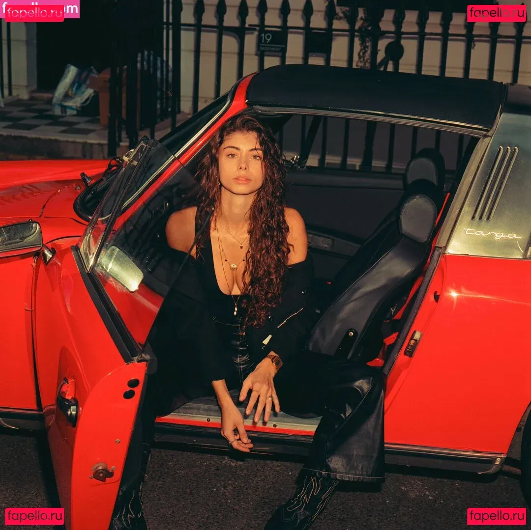 Georgiamariecox Onlyfans Photo Gallery 