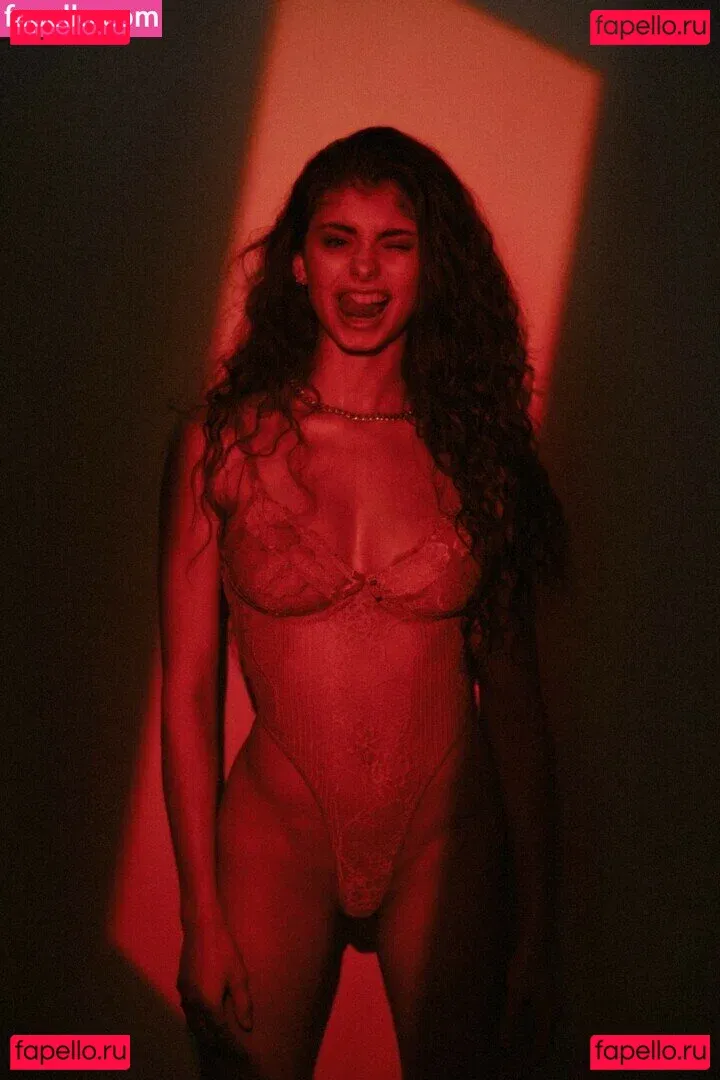 Georgiamariecox Onlyfans Photo Gallery 