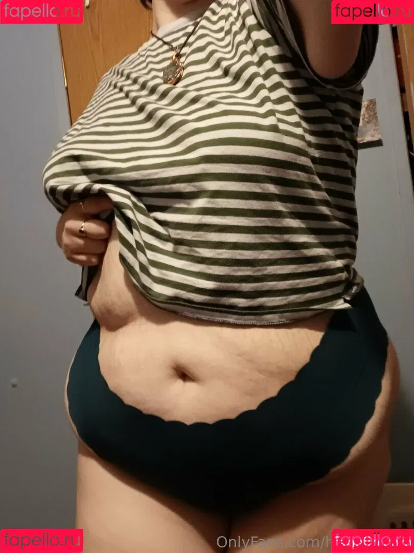 honeysteaa Onlyfans Photo Gallery 