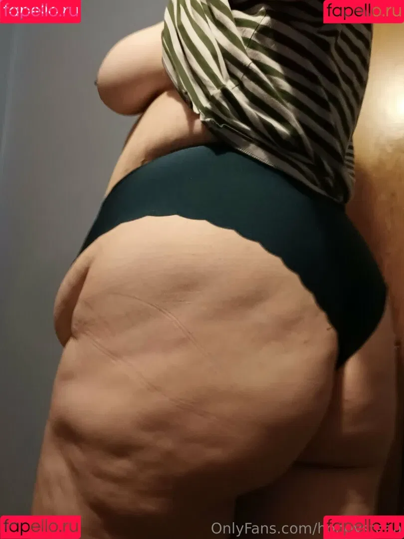 honeysteaa Onlyfans Photo Gallery 