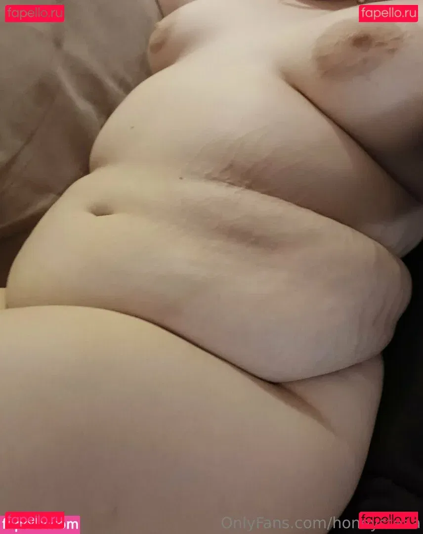 honeysteaa Onlyfans Photo Gallery 