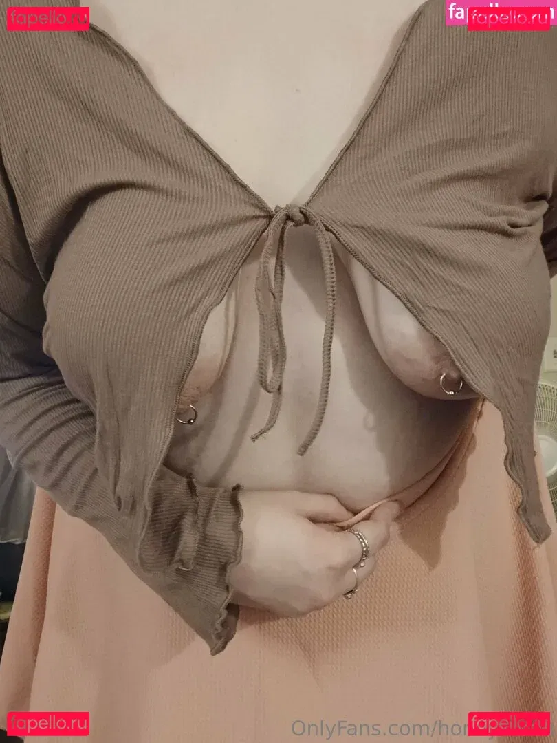 honeysteaa Onlyfans Photo Gallery 