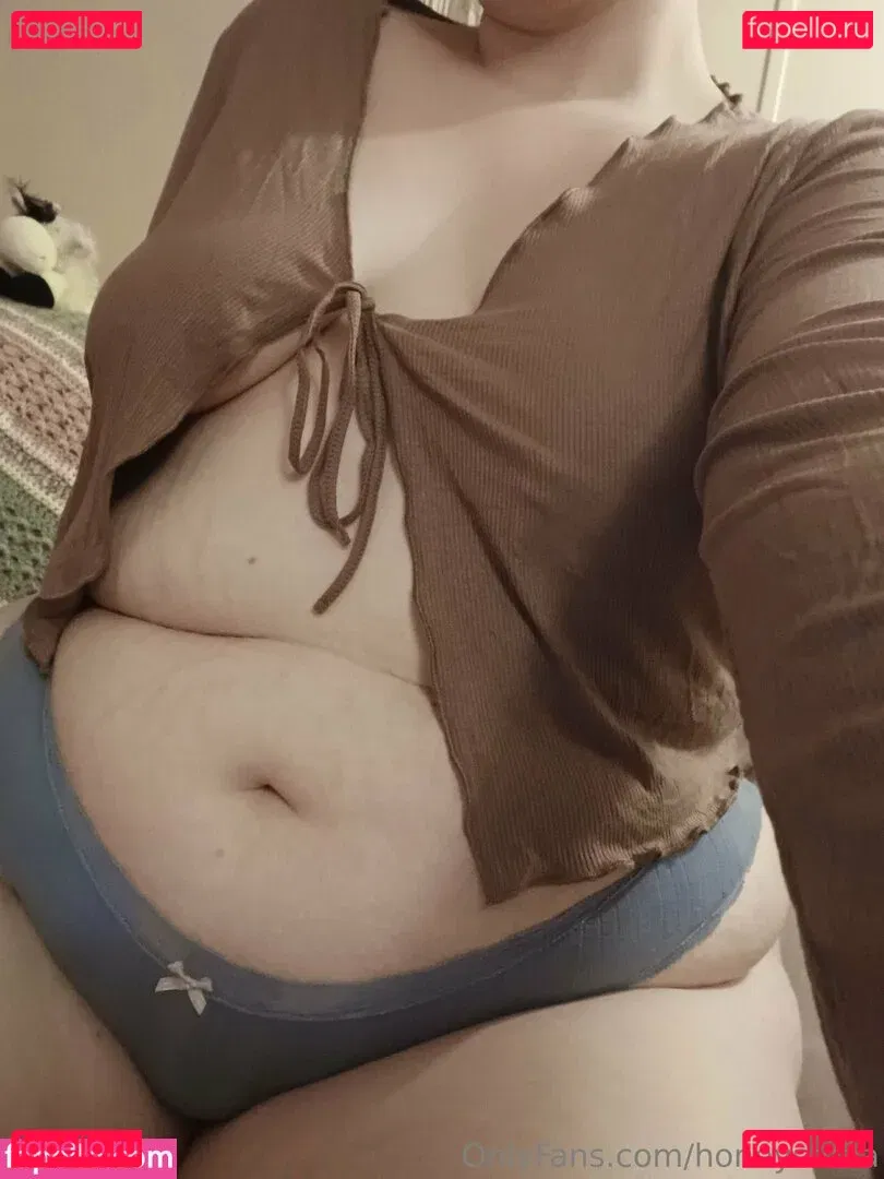 honeysteaa Onlyfans Photo Gallery 