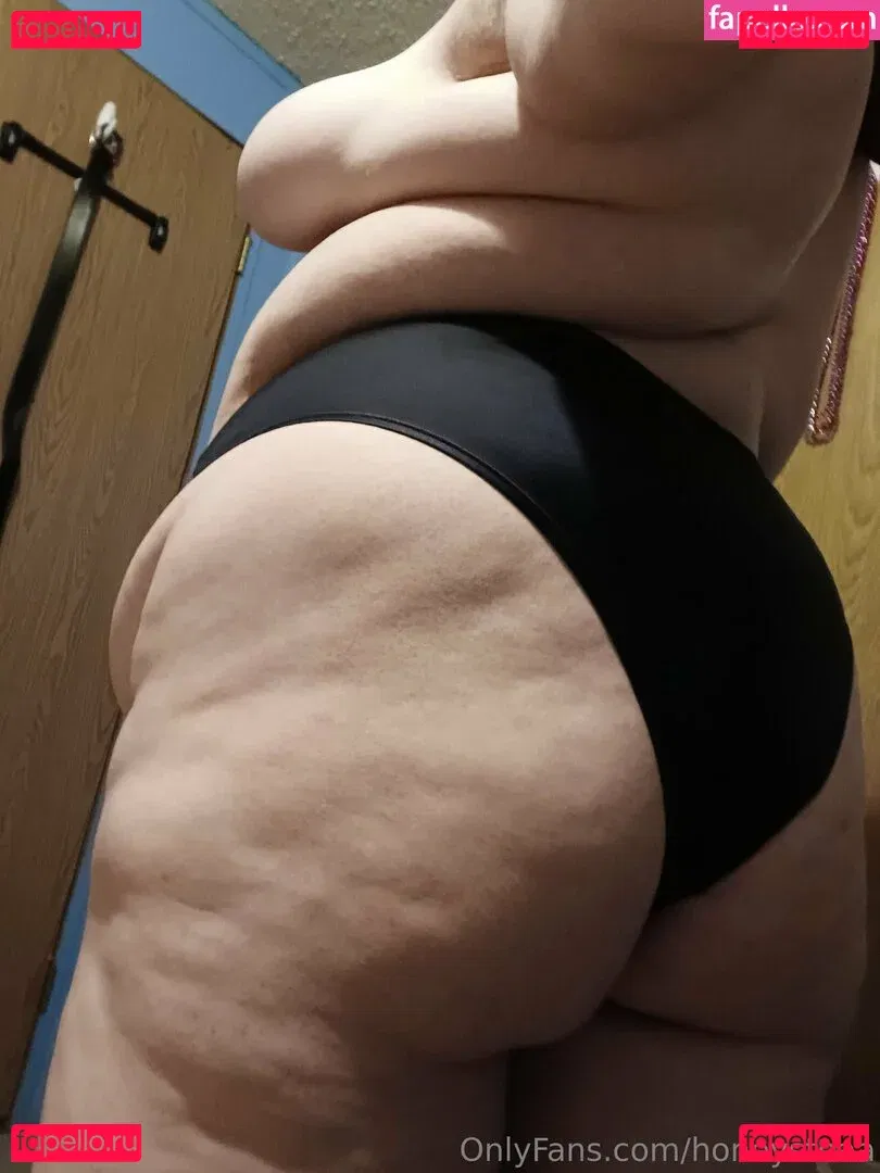 honeysteaa Onlyfans Photo Gallery 