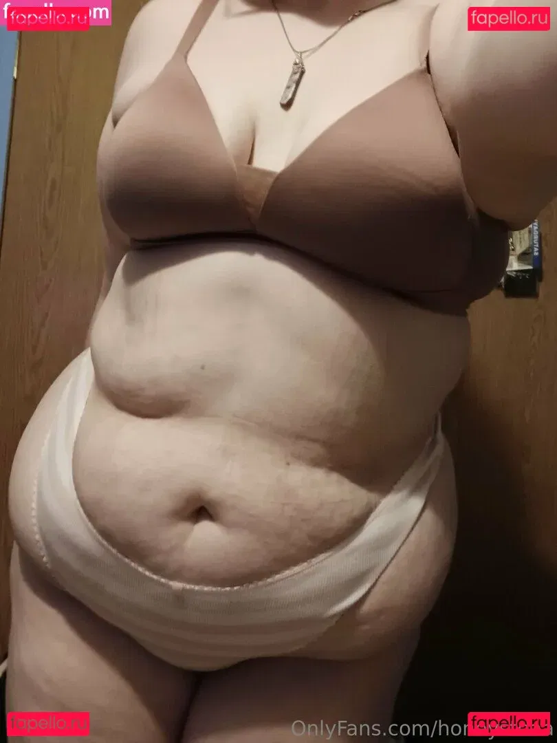 honeysteaa Onlyfans Photo Gallery 