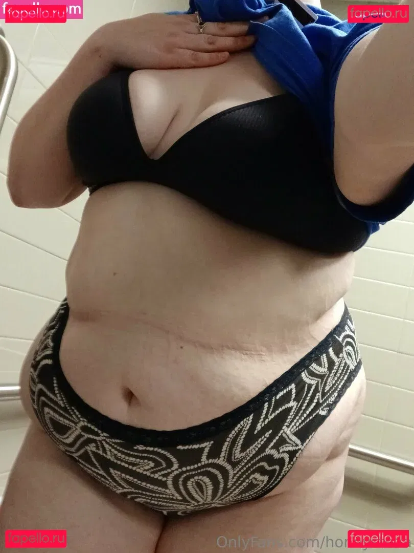 honeysteaa Onlyfans Photo Gallery 