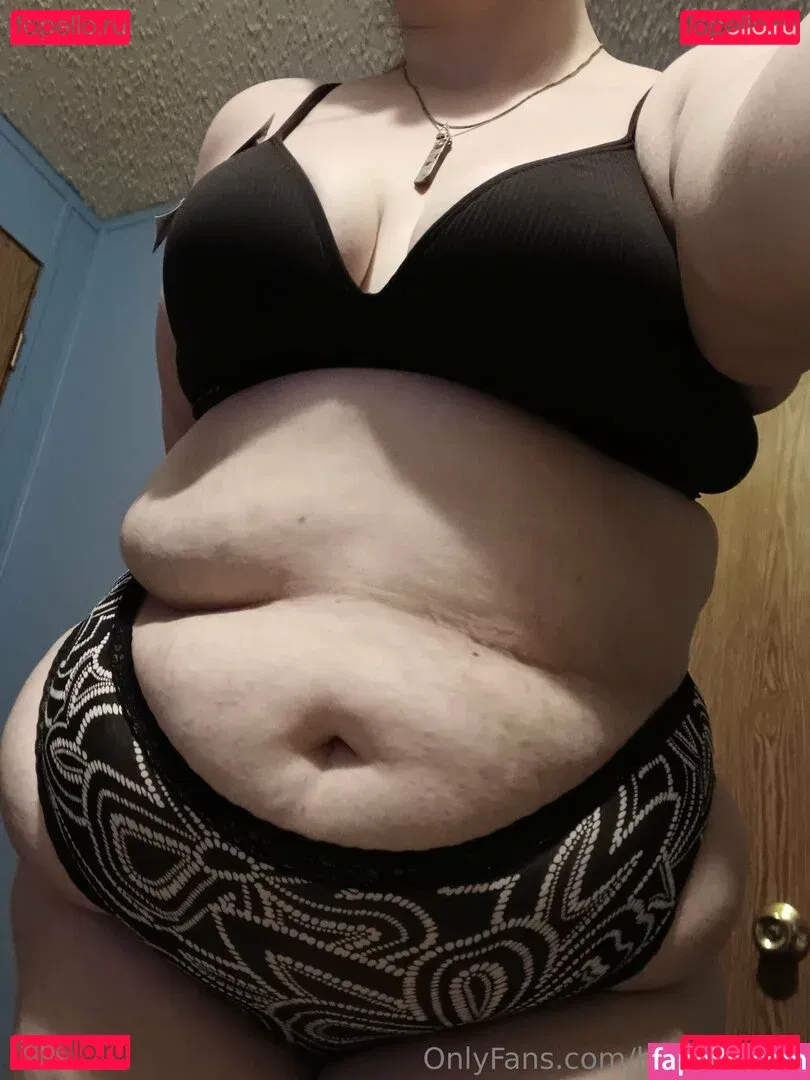 honeysteaa Onlyfans Photo Gallery 