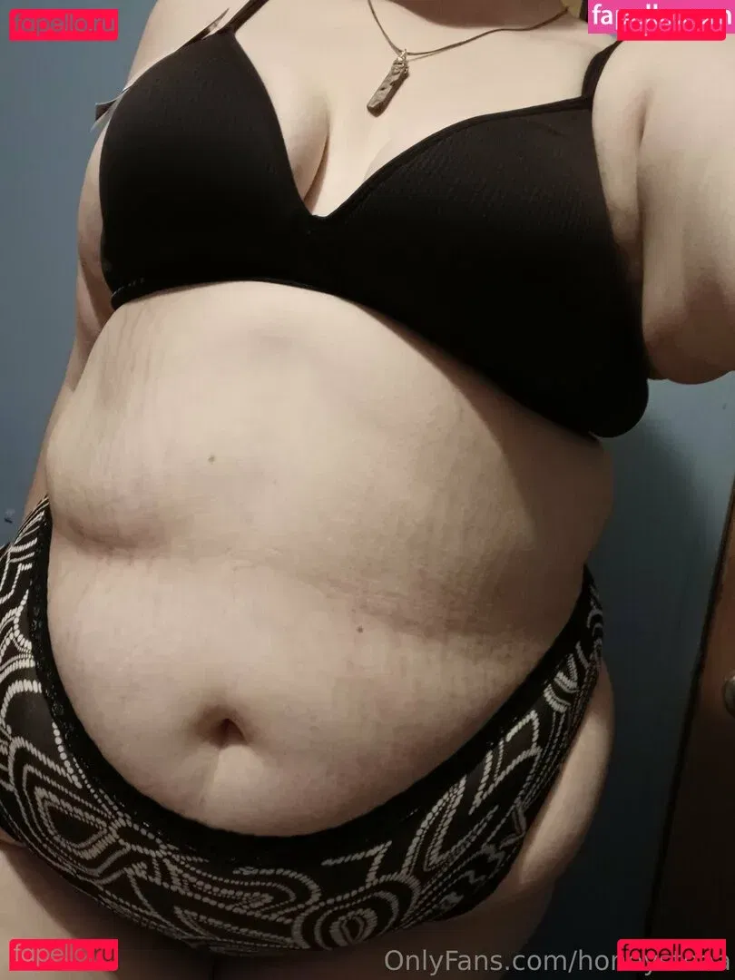 honeysteaa Onlyfans Photo Gallery 