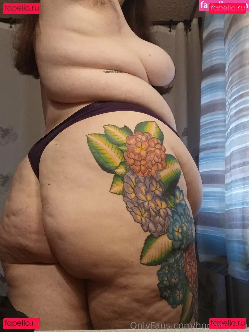 honeysteaa Onlyfans Photo Gallery 