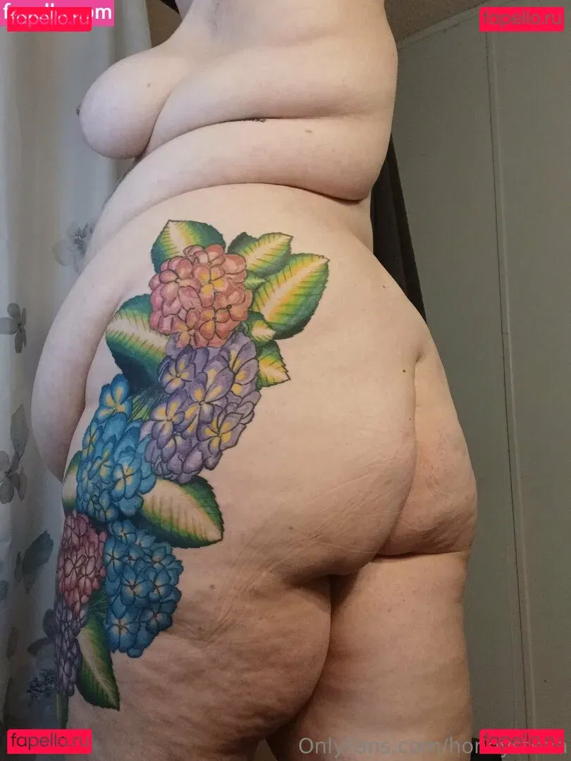 honeysteaa Onlyfans Photo Gallery 