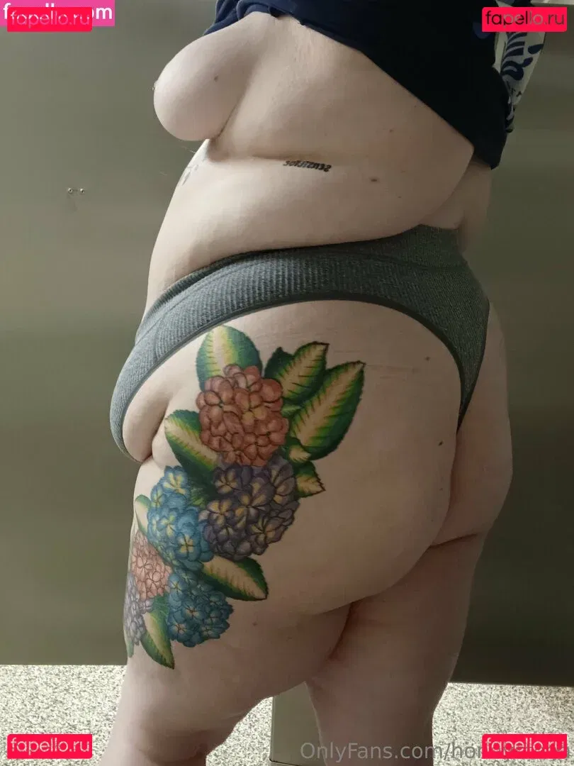 honeysteaa Onlyfans Photo Gallery 