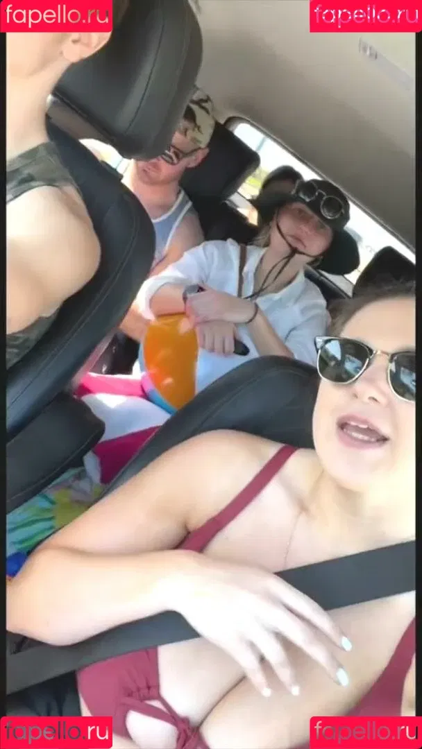 Hannah F Onlyfans Photo Gallery 