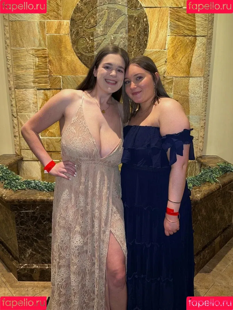 Hannah F Onlyfans Photo Gallery 
