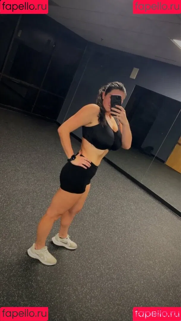 Hannah F Onlyfans Photo Gallery 