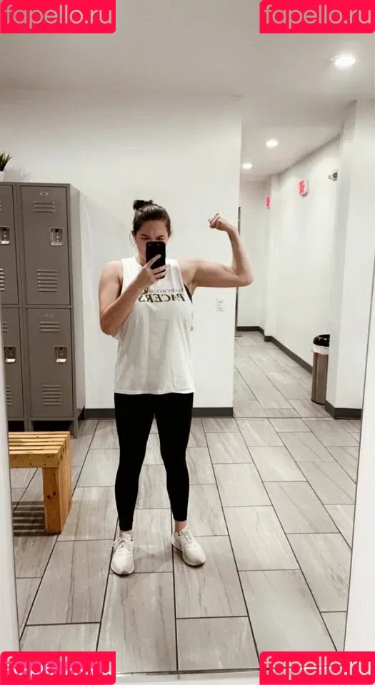 Hannah F Onlyfans Photo Gallery 