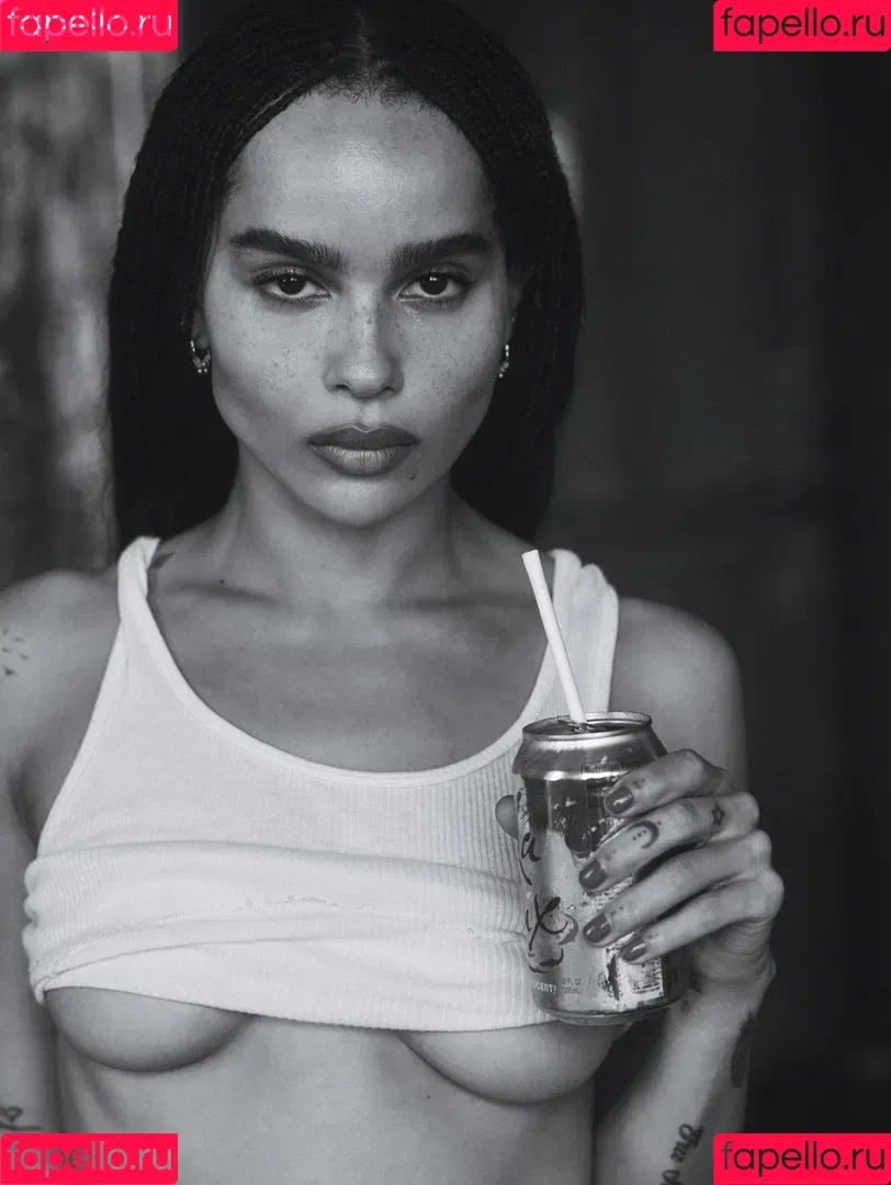 Zoe Kravitz Onlyfans Photo Gallery 