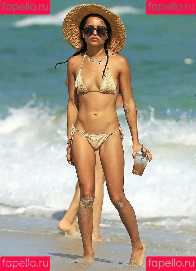 Zoe Kravitz Onlyfans Photo Gallery 