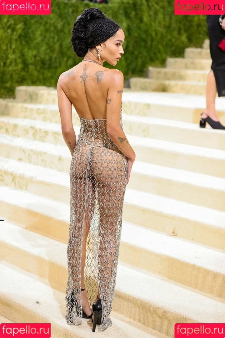 Zoe Kravitz Onlyfans Photo Gallery 