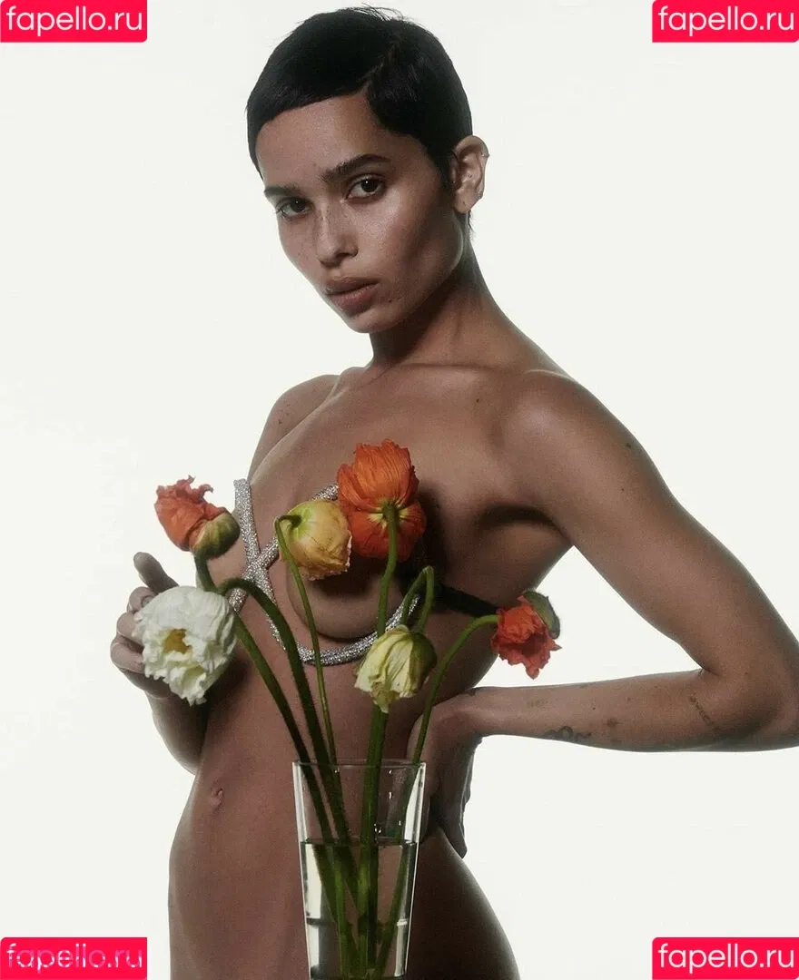 Zoe Kravitz Onlyfans Photo Gallery 