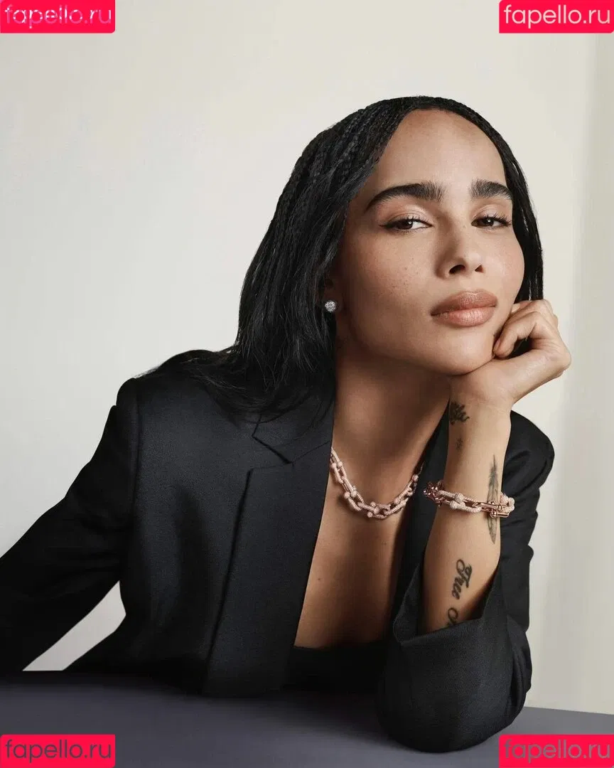 Zoe Kravitz Onlyfans Photo Gallery 
