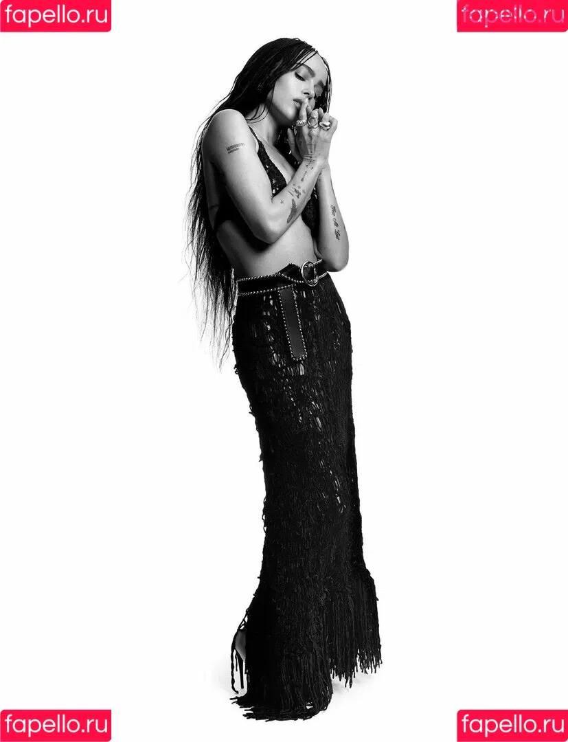 Zoe Kravitz Onlyfans Photo Gallery 