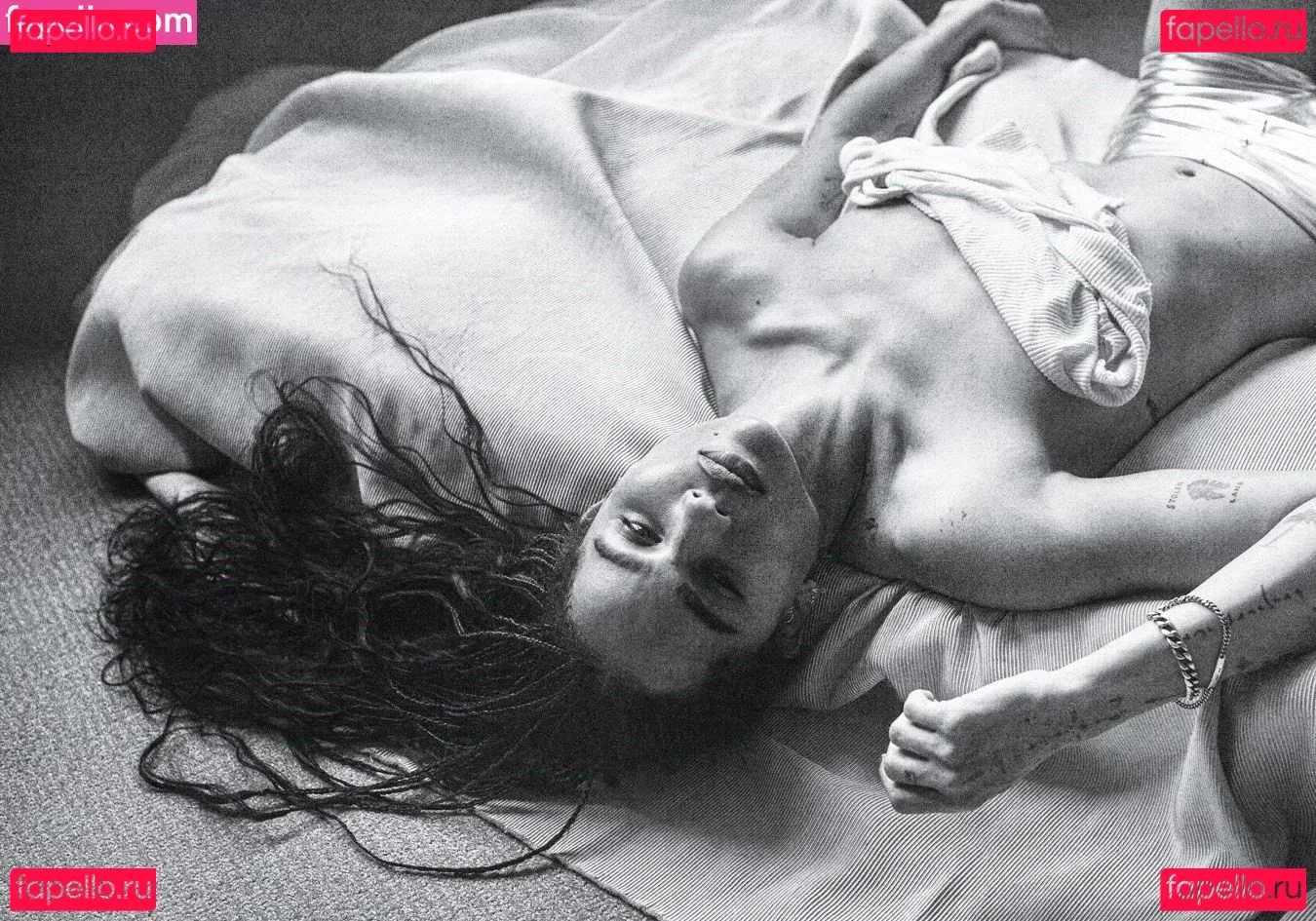 Zoe Kravitz Onlyfans Photo Gallery 