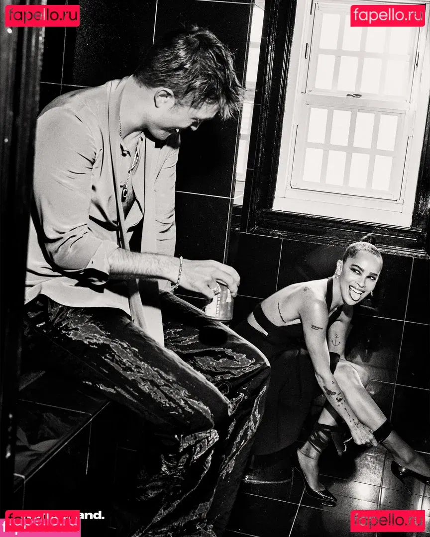 Zoe Kravitz Onlyfans Photo Gallery 